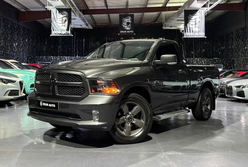 دودج RAM Dodge RAM 1500  |  5.7 L HEMI V8 VVT | 8 Speed | GCC |