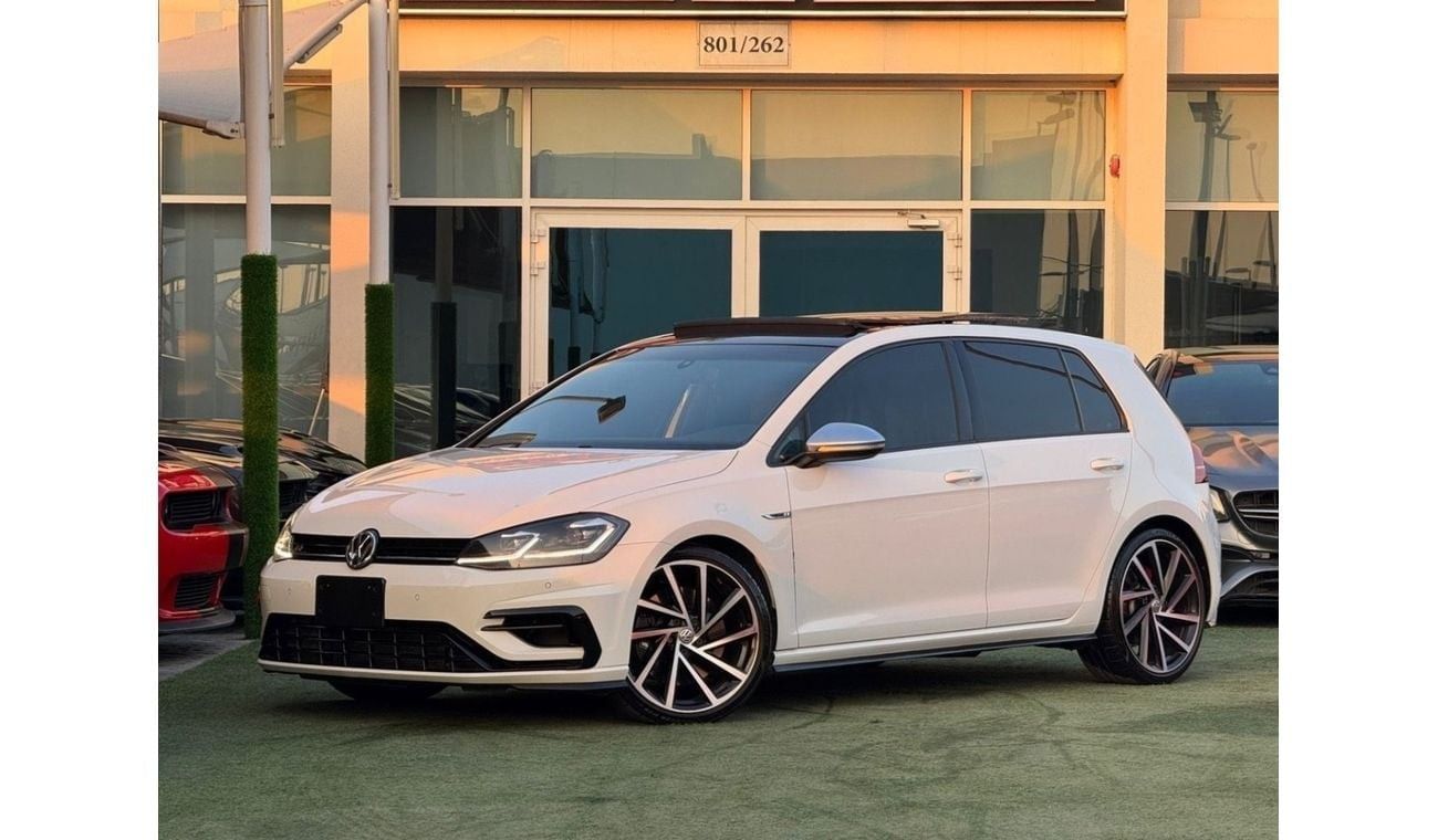 فولكس واجن جولف R 2.0L (280 HP)