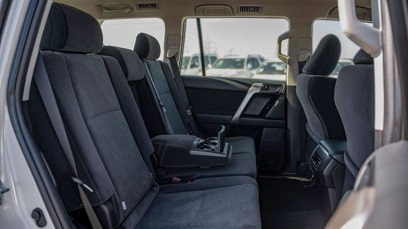 Toyota Prado TXL 2.8D AT MY2023 –White