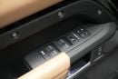 لاند روفر ديفندر P300 110 2.0L (5 Seater)