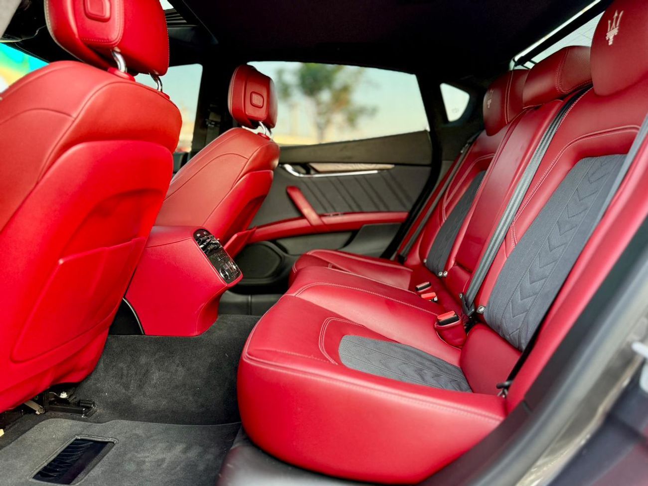 مازيراتي كواتروبورتي S Q4 3.0L (410 HP)