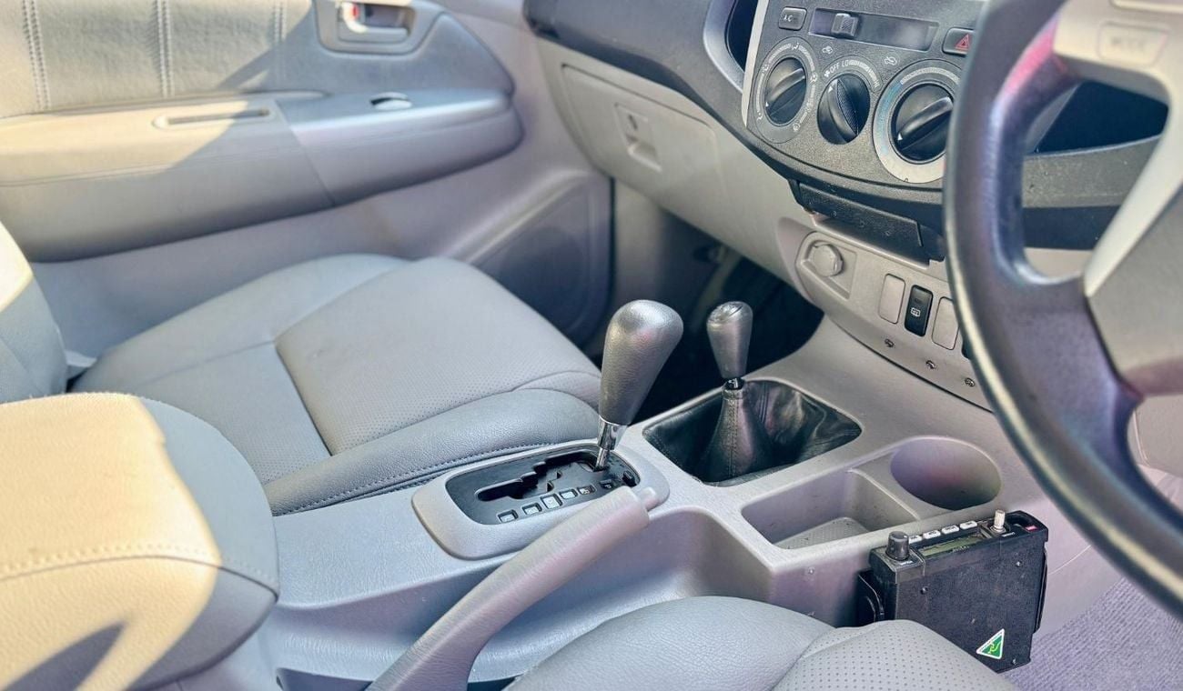 Toyota Hilux DOUBLE CABIN | RHD | 3.0 DIESEL ENGINE | 2011 | AUTOMATIC TRANSMISSION