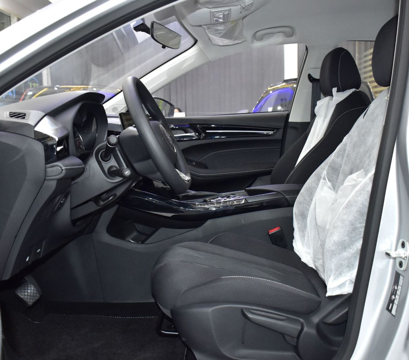 أم جي 5 EXCELLENT DEAL for our MG 5 ( 2026 Model ) in Silver Color GCC Specs