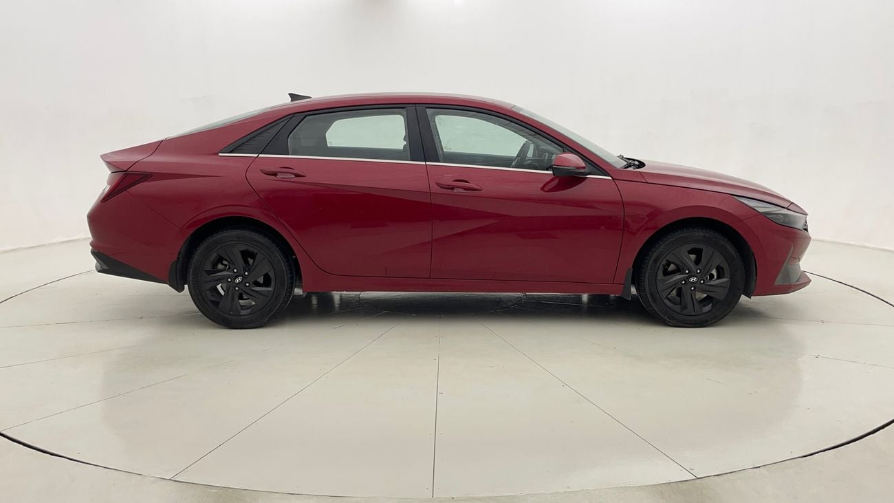 هيونداي إلانترا COMFORT 2 | بدون دفعة مقدمة | اختبار القيادة في المنزل