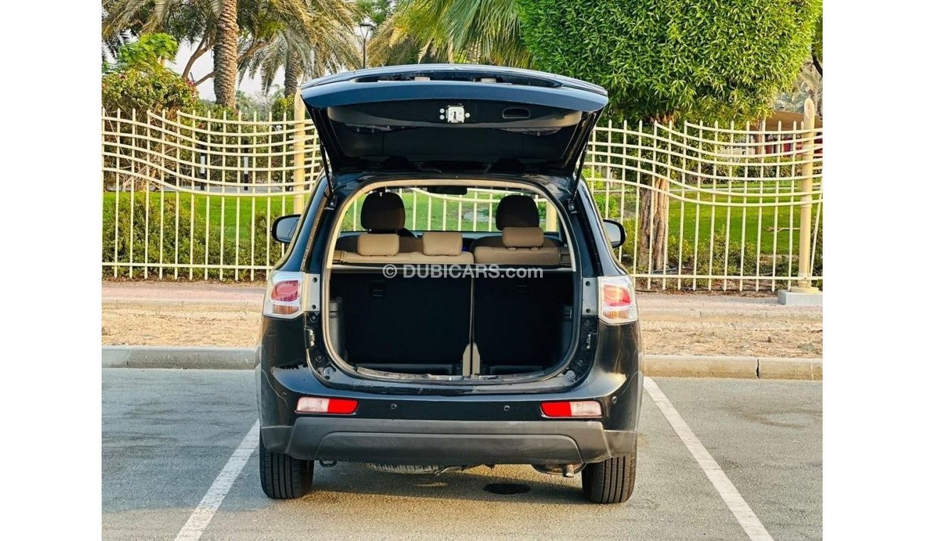 Mitsubishi Outlander 710 PM || OUTLANDER GLS  2.4L V4 4WD || 0%DP || GCC || PRISTINE CONDITION