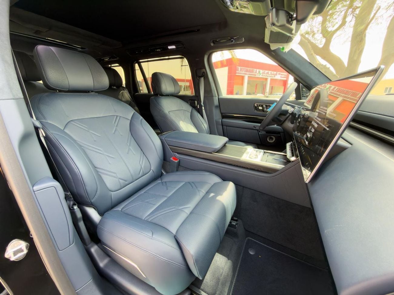 زيكر 9X 2025 ZEEKR 9X Ultra 55KWH I Range 1250KM  I2.0L DM-I Plugin Hybrid (898HP) I warranty&service