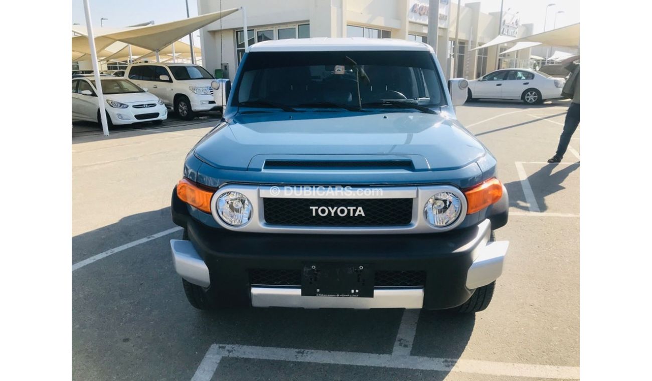 تويوتا إف جي كروزر سياره نظيفه جدا بحاله ممتازه