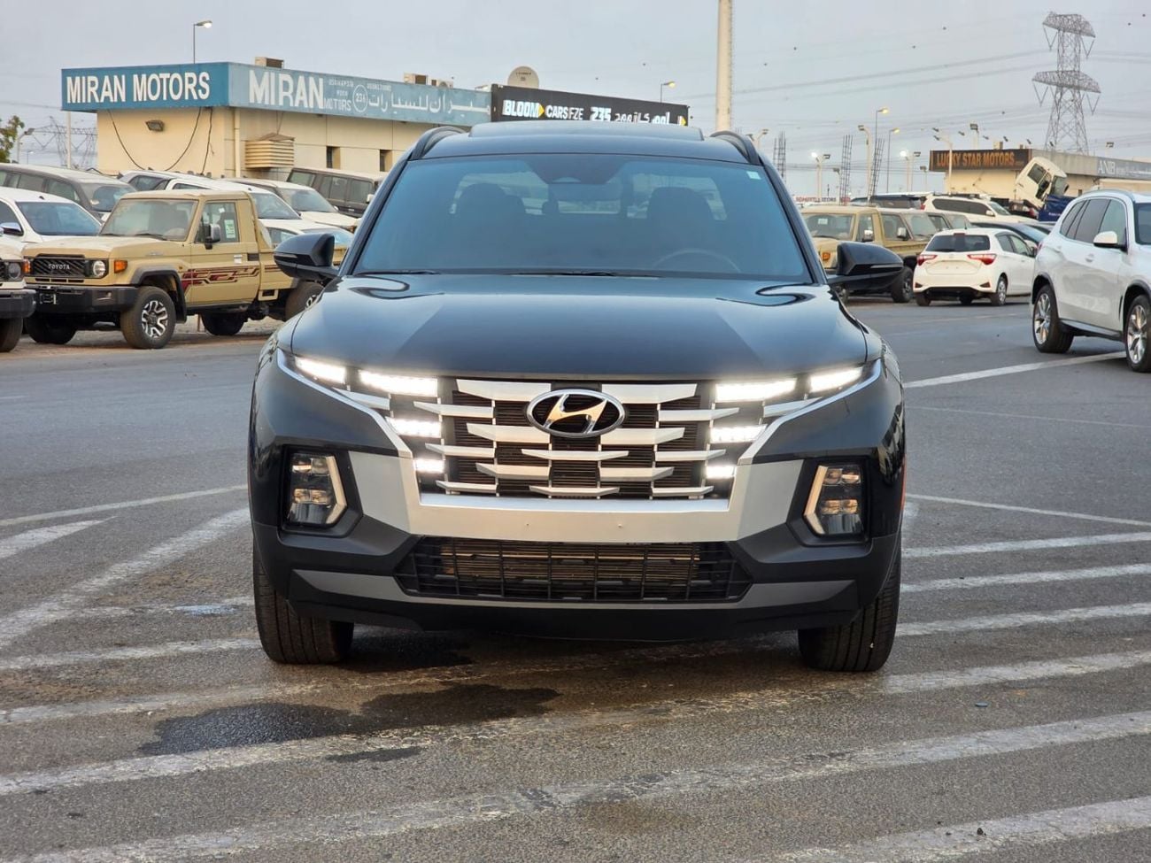 Hyundai Santa Cruz SEL (NON GCC) 2024 Model full option 2.5L engine Sunroof , Push button and leather seats
