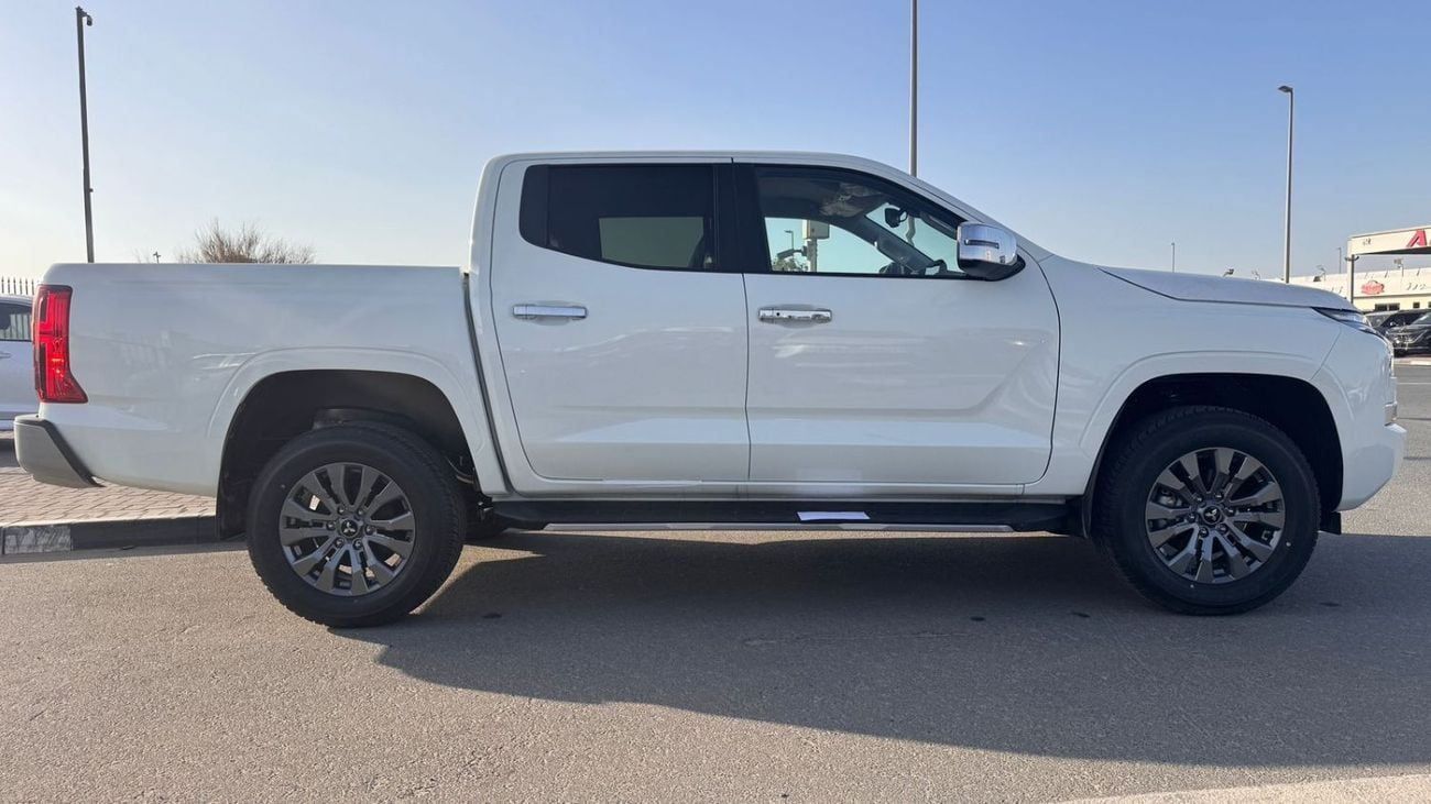 Mitsubishi L200 SPORTERO PICKUP DC 4WD 2.4L 6A/T GLS