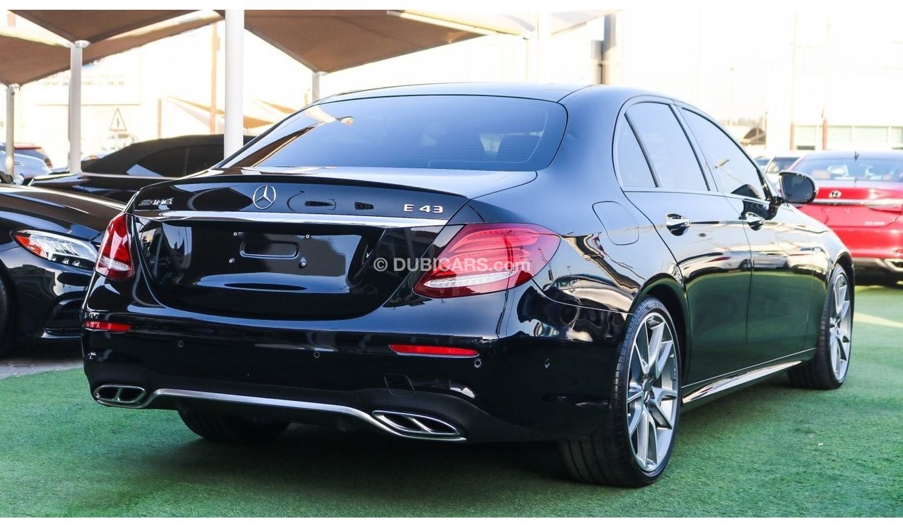 Mercedes-Benz E 43 AMG