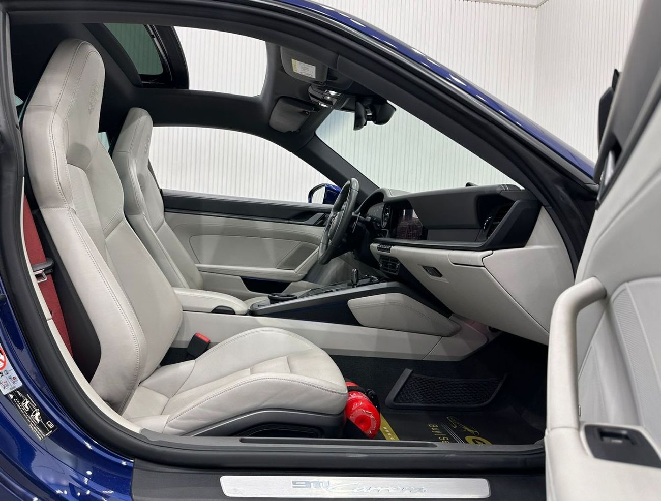 Porsche 911 2021 Porsche 911 Carrera, March 2025 Porsche Warranty, Full Porsche Service History, GCC