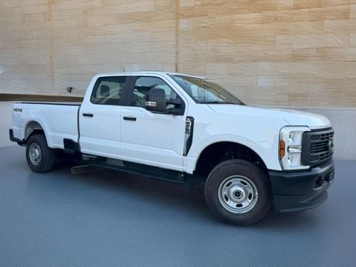 Ford F 250 Ford Super Duty DC F 250 petrol  AT  6.8L V8 2024 model