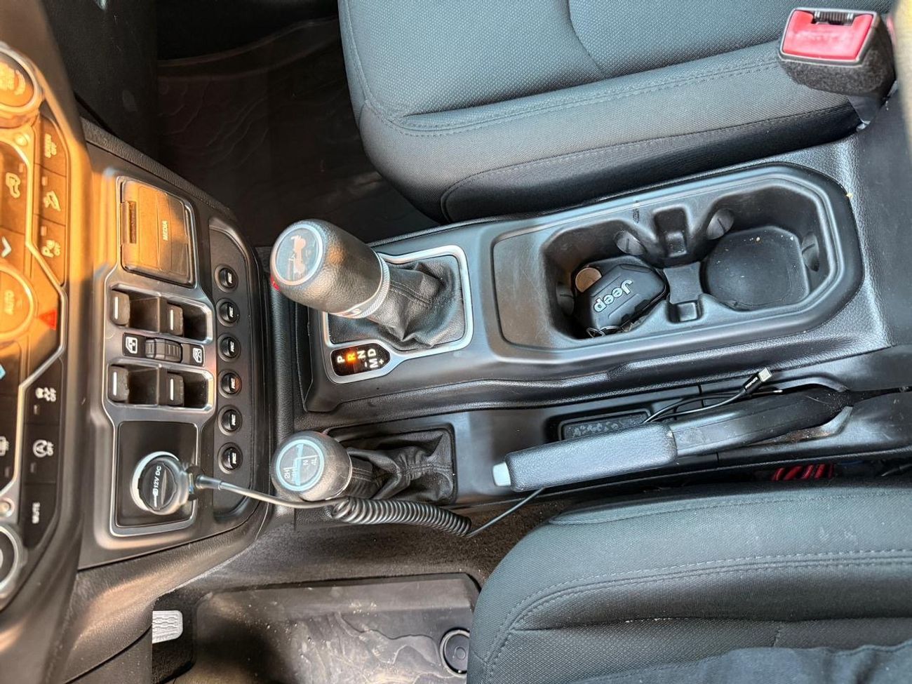 Jeep Wrangler Unlimited Willys 3.6L A/T