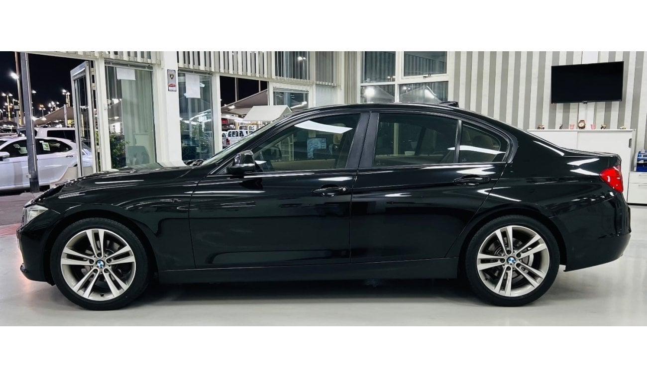 BMW 320 Exclusive GCC .. Perfect Condition .. Sunroof ..