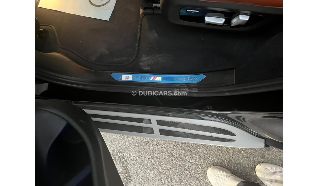 BMW X7 3.0L , full option