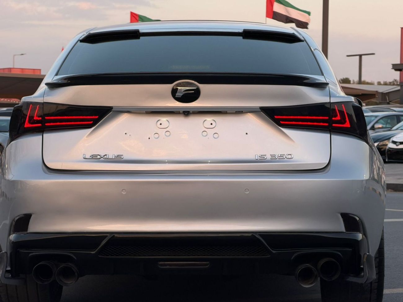 لكزس IS 350 حاله ممتازه من الداخل والخارج