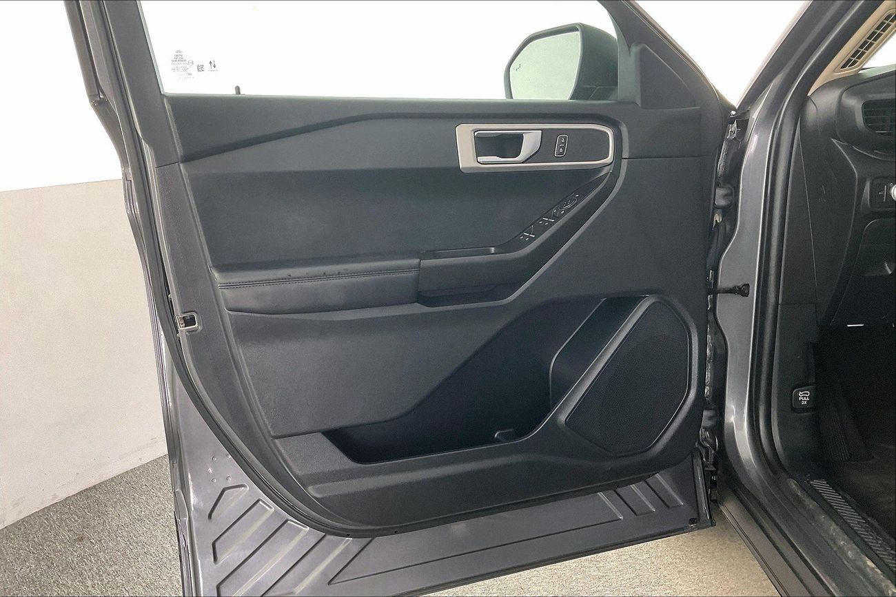 Ford Explorer XL / Standard | National Day Celebration | Guaranteed Warranty | 0 Down Payment