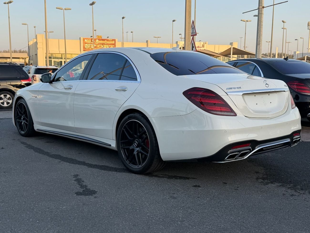 مرسيدس بنز S 63 AMG STD