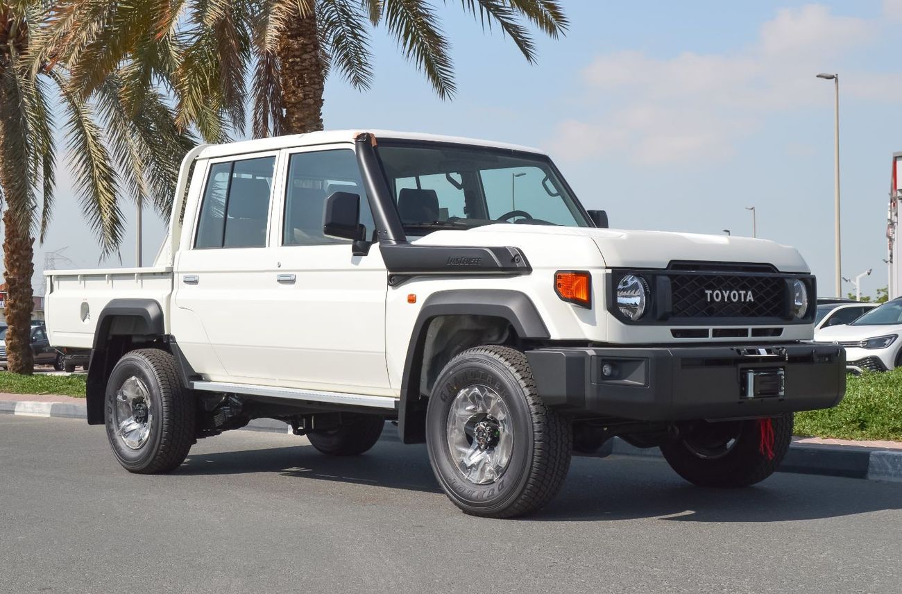 Toyota Land Cruiser TOYOTA LAND CRUISER 79 SERIES 4.5L DOUBLE CABIN 4WD DIESEL 2024 | AUDIO PLAYER | ALLOY WHEELS | WINC