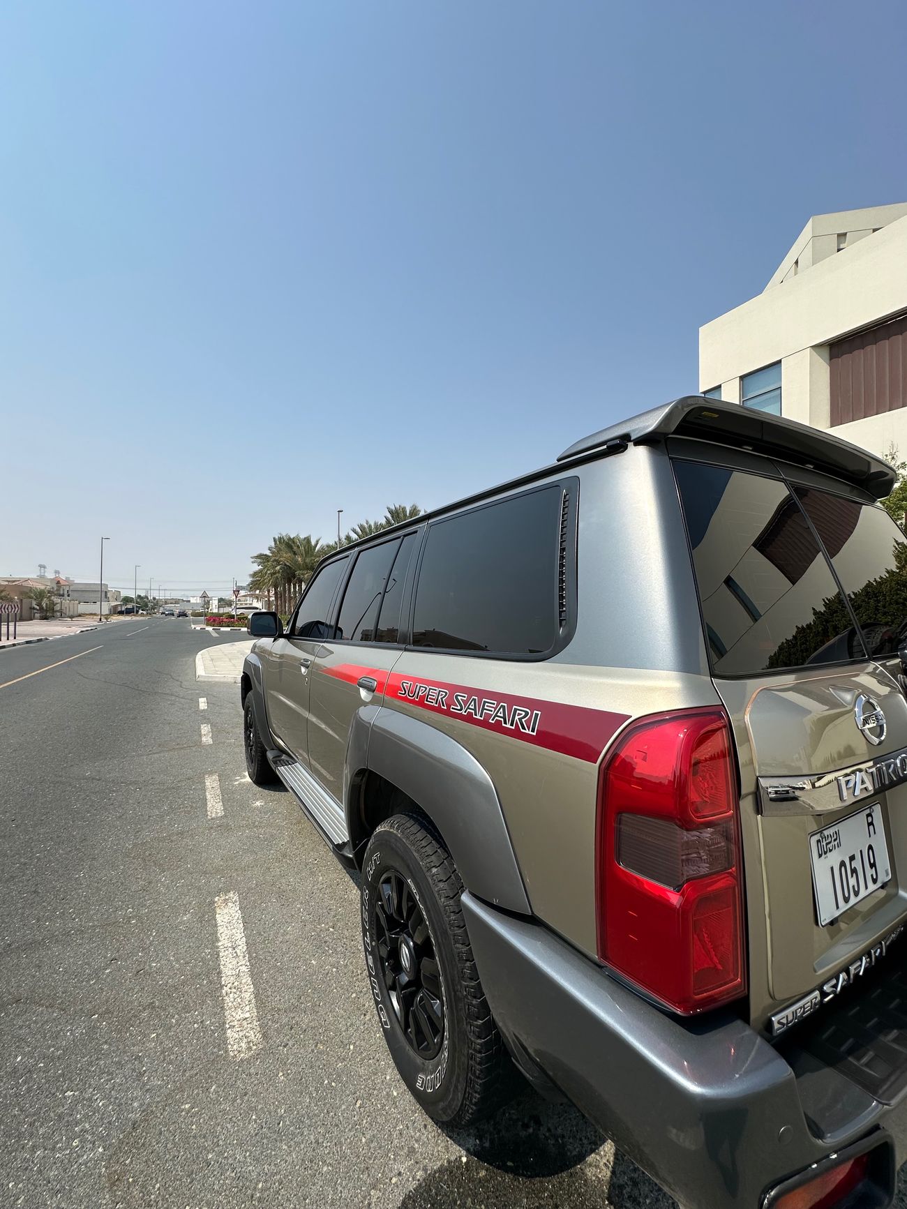نيسان باترول سفاري Super Safari 4.8L M/T