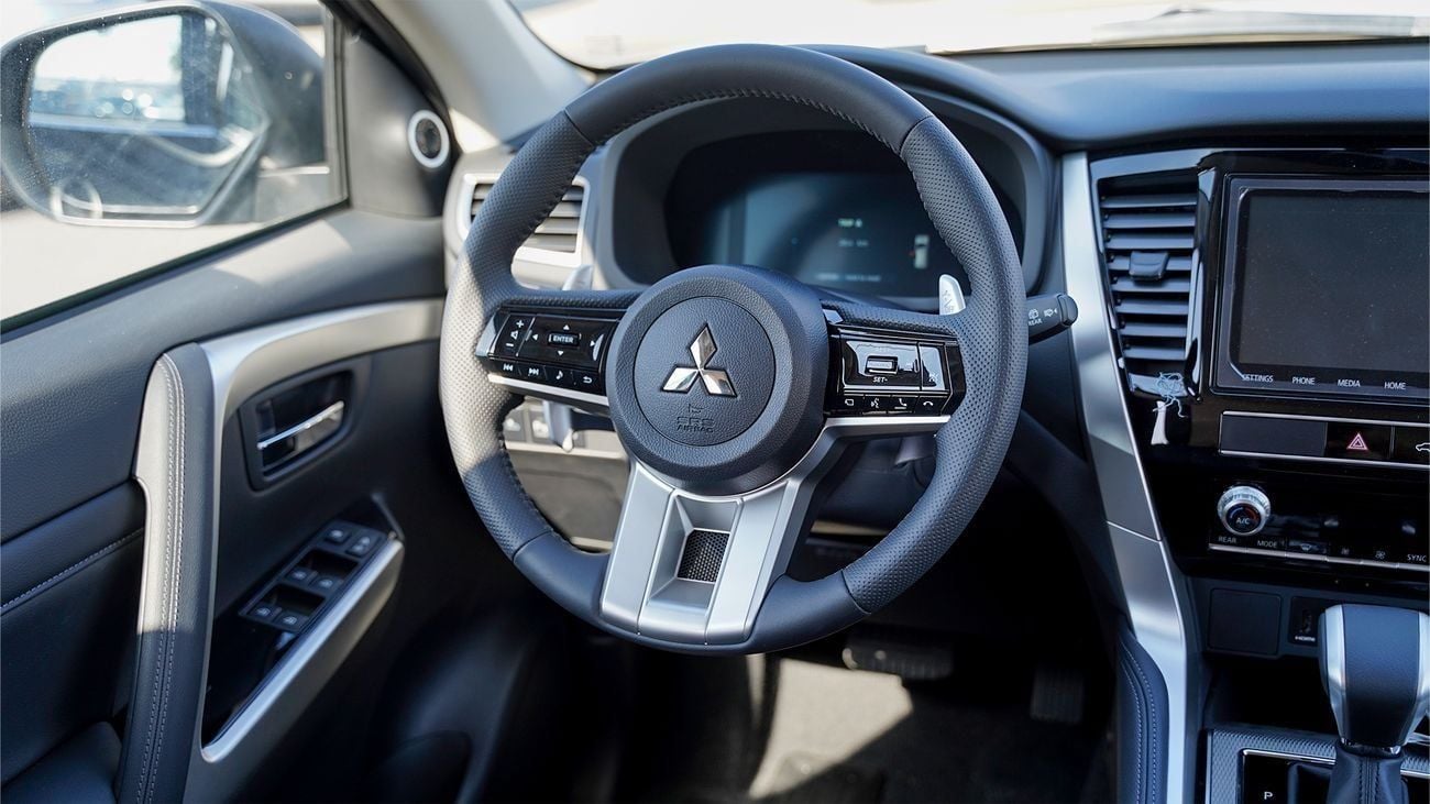 Mitsubishi Montero Sport Brand New 2026 Mitsubishi Montero Sport GLS (H61) 3.0L 6-Cylinder SUV – GCC Specs | Export Ready