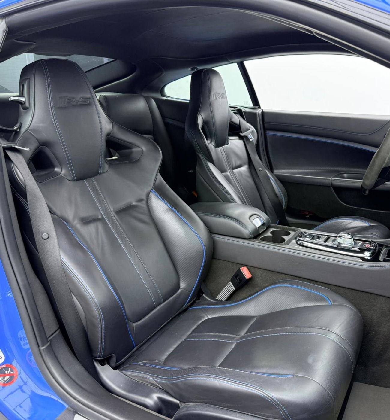جاكوار XKR-S STANDARD 2013 Jaguar XKR S, 1 of 178 Built, Full Jaguar Service History, Carbon Fiber Package, GCC