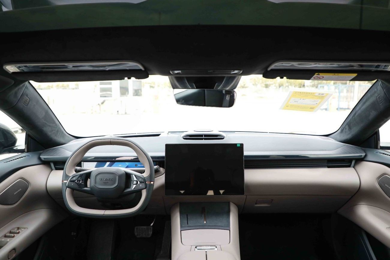 Lynk & Co Z10 2024 LYNK & CO Z10 MAX - GREY inside BROWN | Export Price