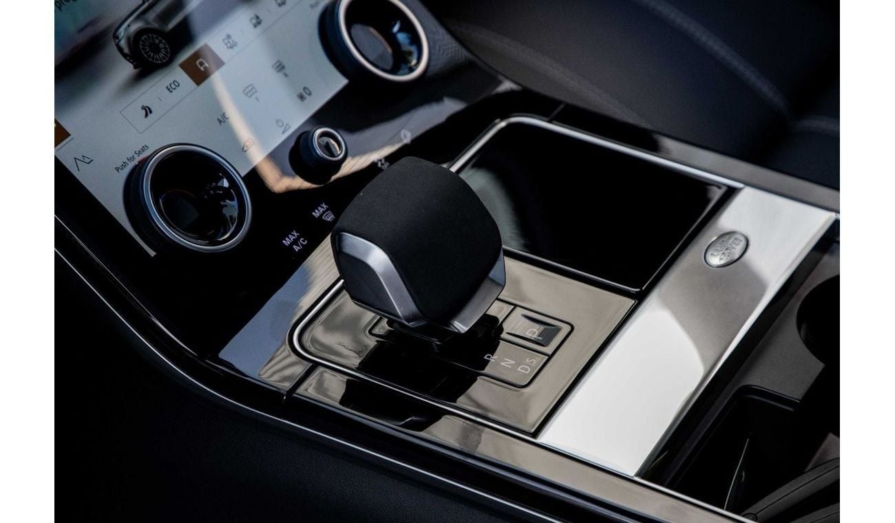 Land Rover Range Rover Velar Dynamic HSE P250 2.0L R - Dynamic | 4,896 P.M  | 0% Downpayment | Excellent Condition!