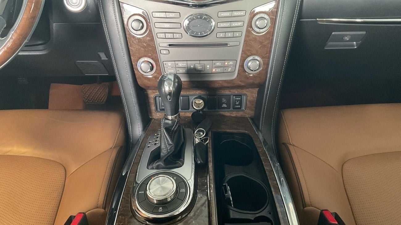 إنفينيتي QX80 Excellence (8 Seater) | شامل الضمان | 0 ﺪﻔﻋﺓ ﺃﻮﻟﻯ