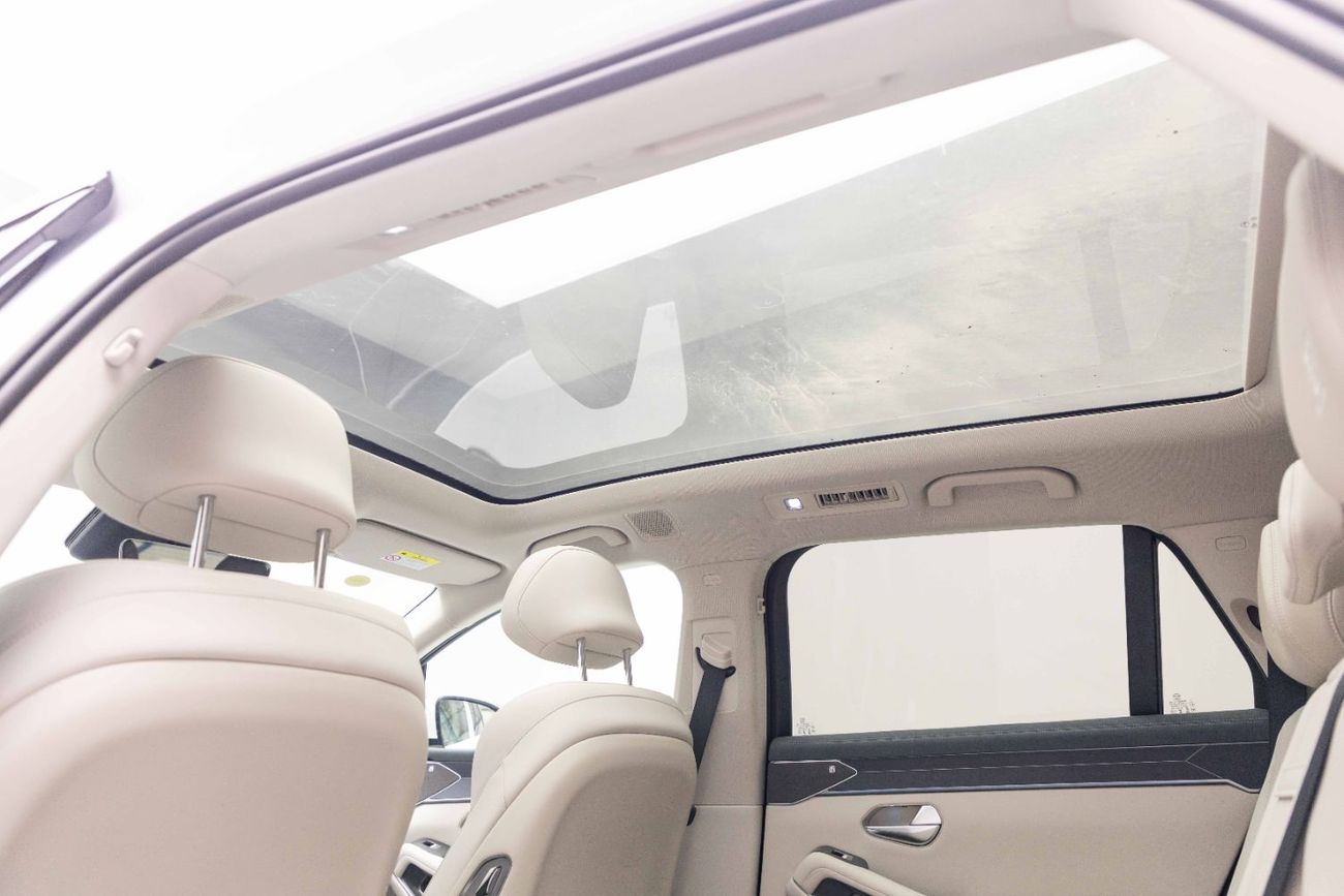 BYD Tang L Flagship- White Inside Black and Grey | Export Only