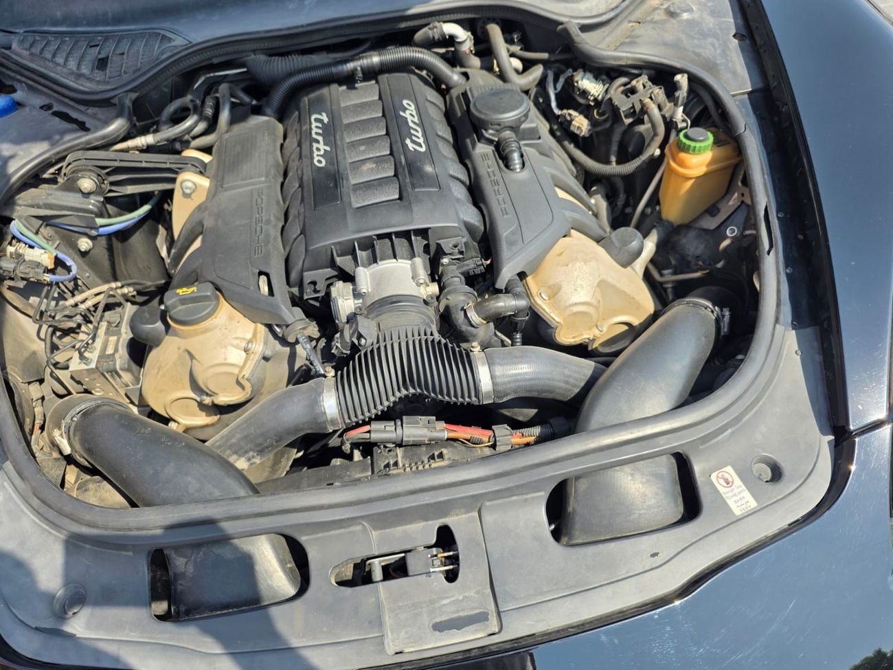 بورش باناميرا TURBO