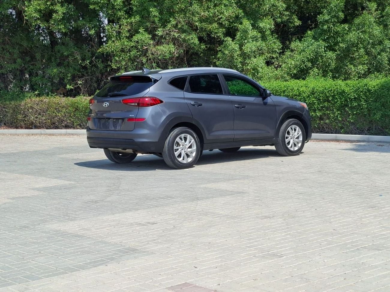 Hyundai Tucson GL MID
