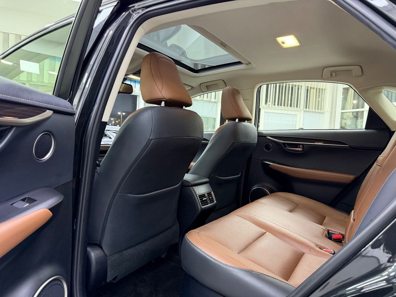 لكزس NX200t Platinum 2.0L