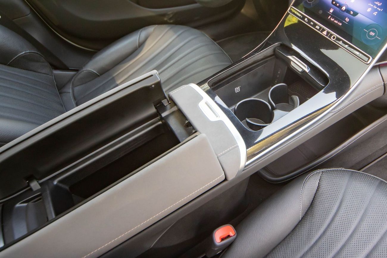 مرسيدس بنز EQS 450+