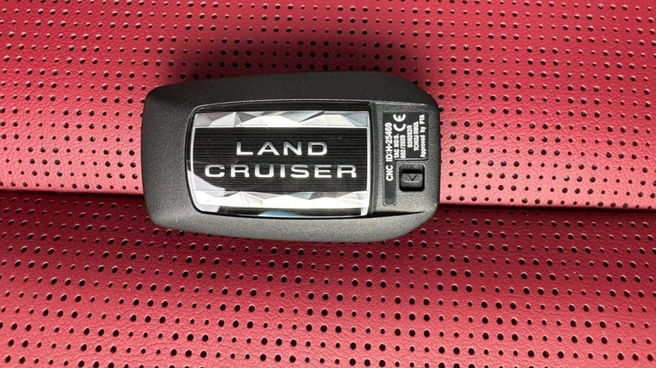 Toyota Land Cruiser 3.3L V6 Twin-Turbo Diesel VX-R ZX HIGH . 7 Seater . 5 Door