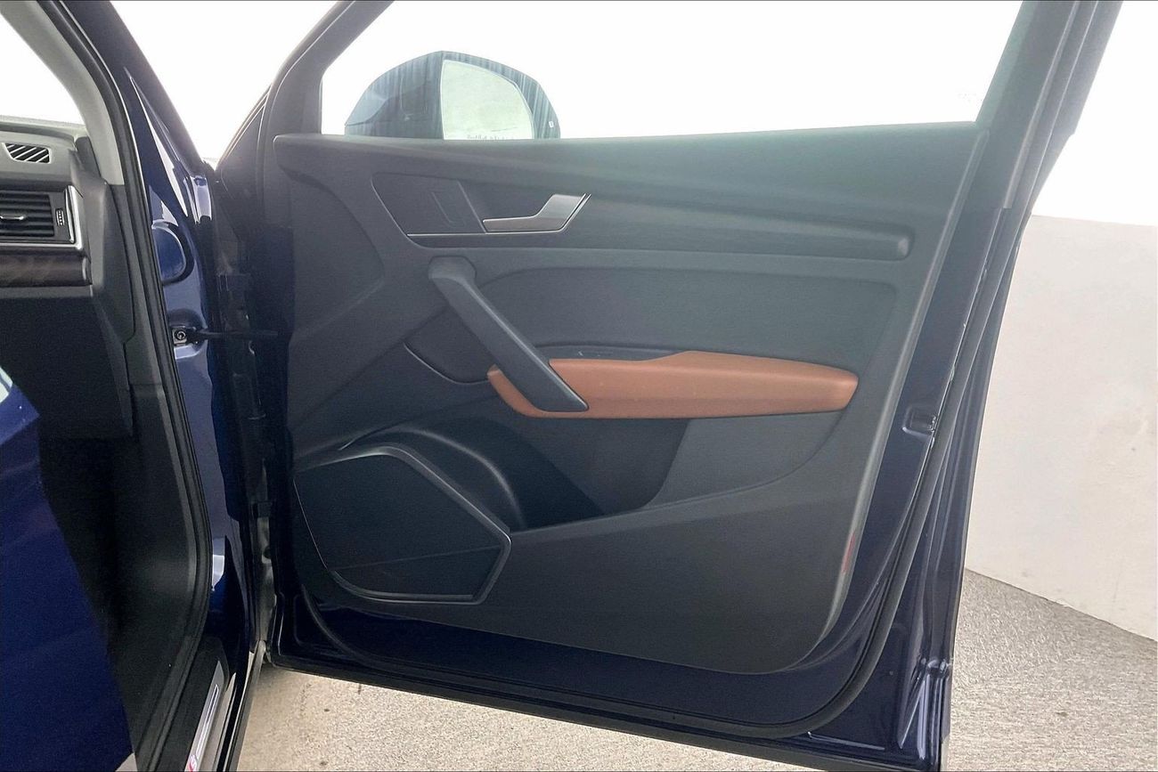 Audi Q5 45 TFSI quattro S-Line & Technology Selection | Guaranteed Warranty | 0 Down Payment