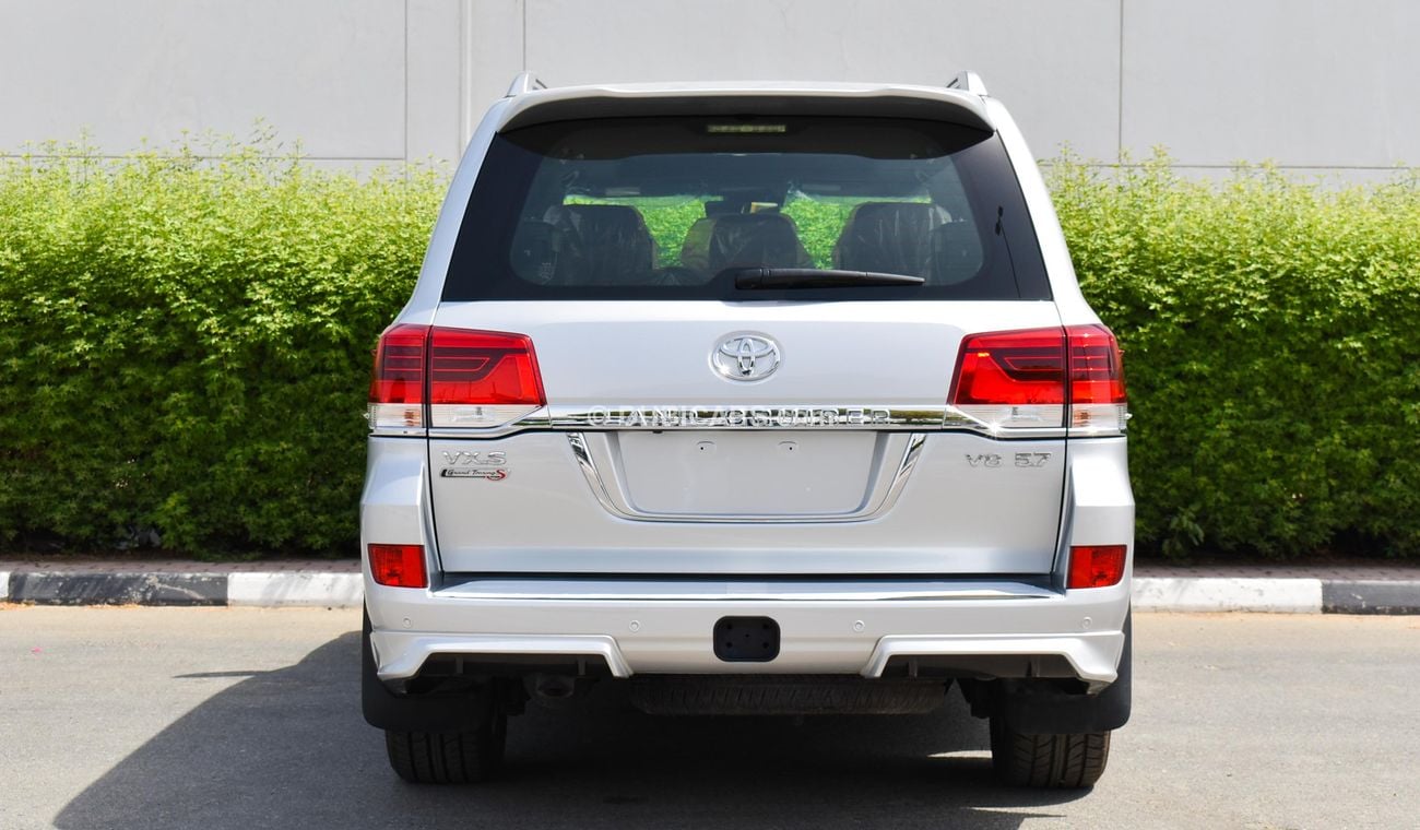 Toyota Land Cruiser VXR 5.7 V8