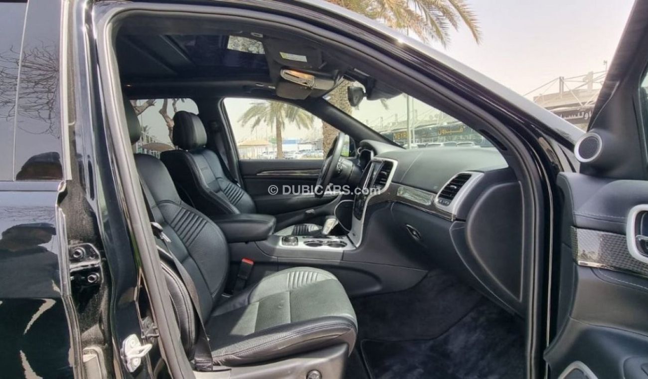Jeep Grand Cherokee Trackhawk Trackhawk RAMADAN OFFER // DROP PRICE//JEEP TRACK-HAWK// V8 //707 HP//