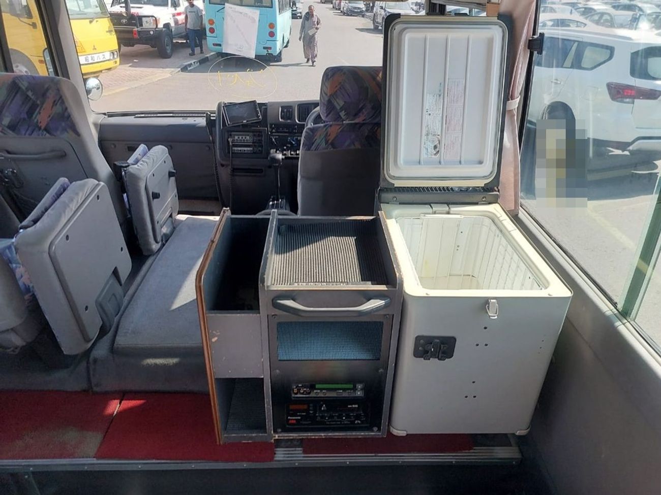 Nissan Civilian NISSAN CIVILIAN BUS RHD 2000 MODEL 4.1 L DIESEL AUTOMATIC(PM00052)