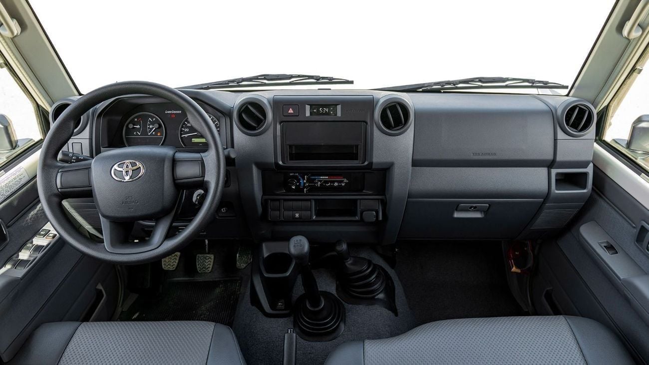 Toyota Land Cruiser 70 