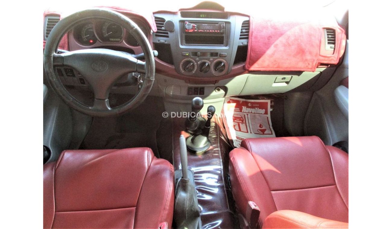 تويوتا هيلوكس تويوتا هايلكس 2007 فورويل استخدام شخصي صبغ وكاله بدون حوادث