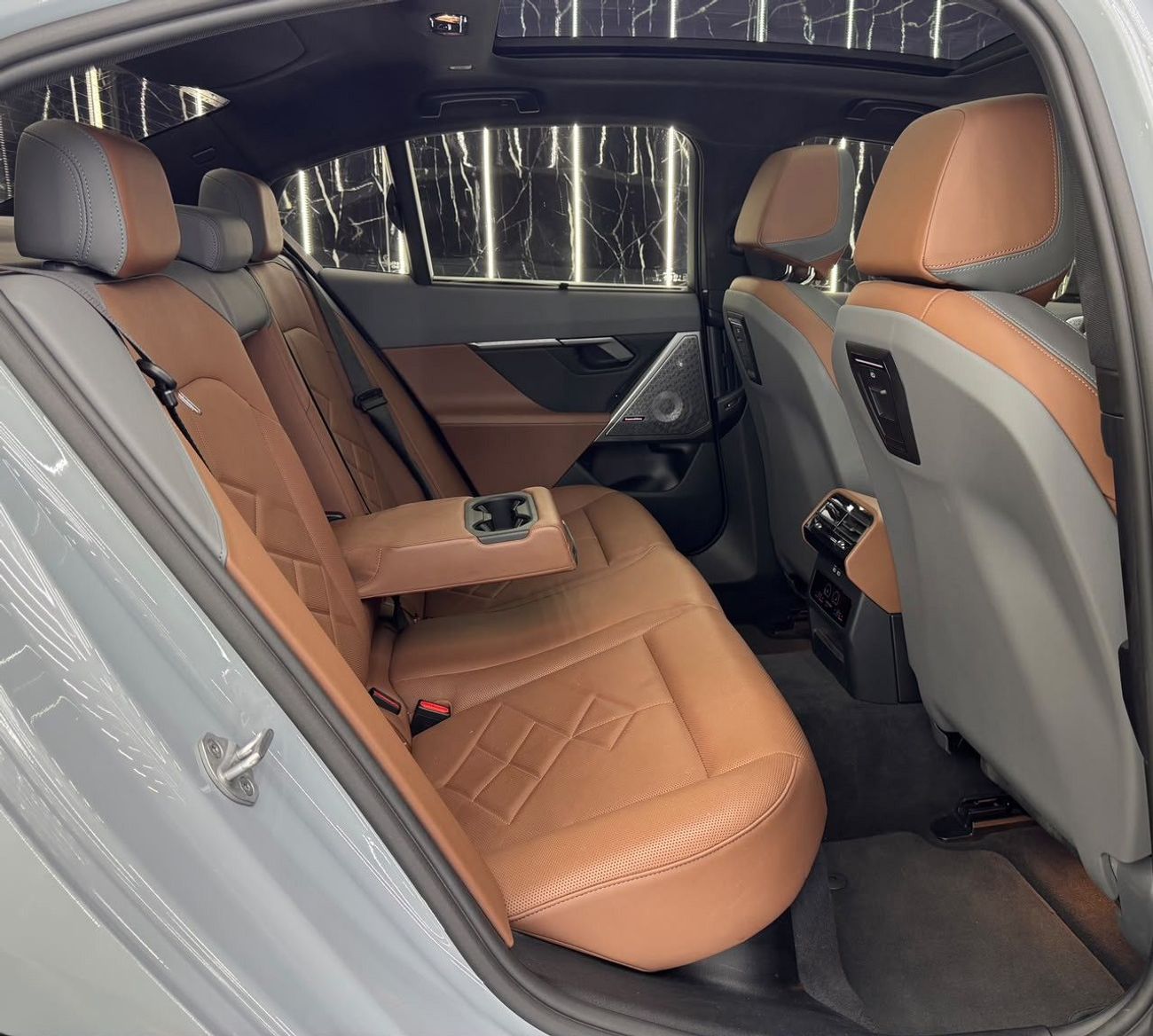 بي أم دبليو 530i M SPORT