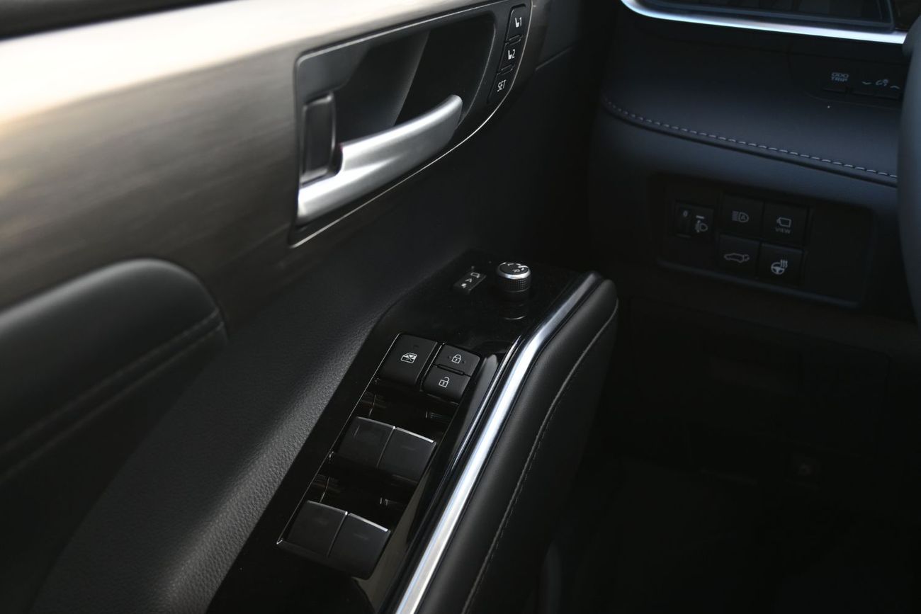 Toyota Highlander Toyota Highlander Limited 2.5L Hybrid, Model 2025, Color Black