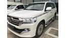 Toyota Land Cruiser VXS V8 5.7 2019 .