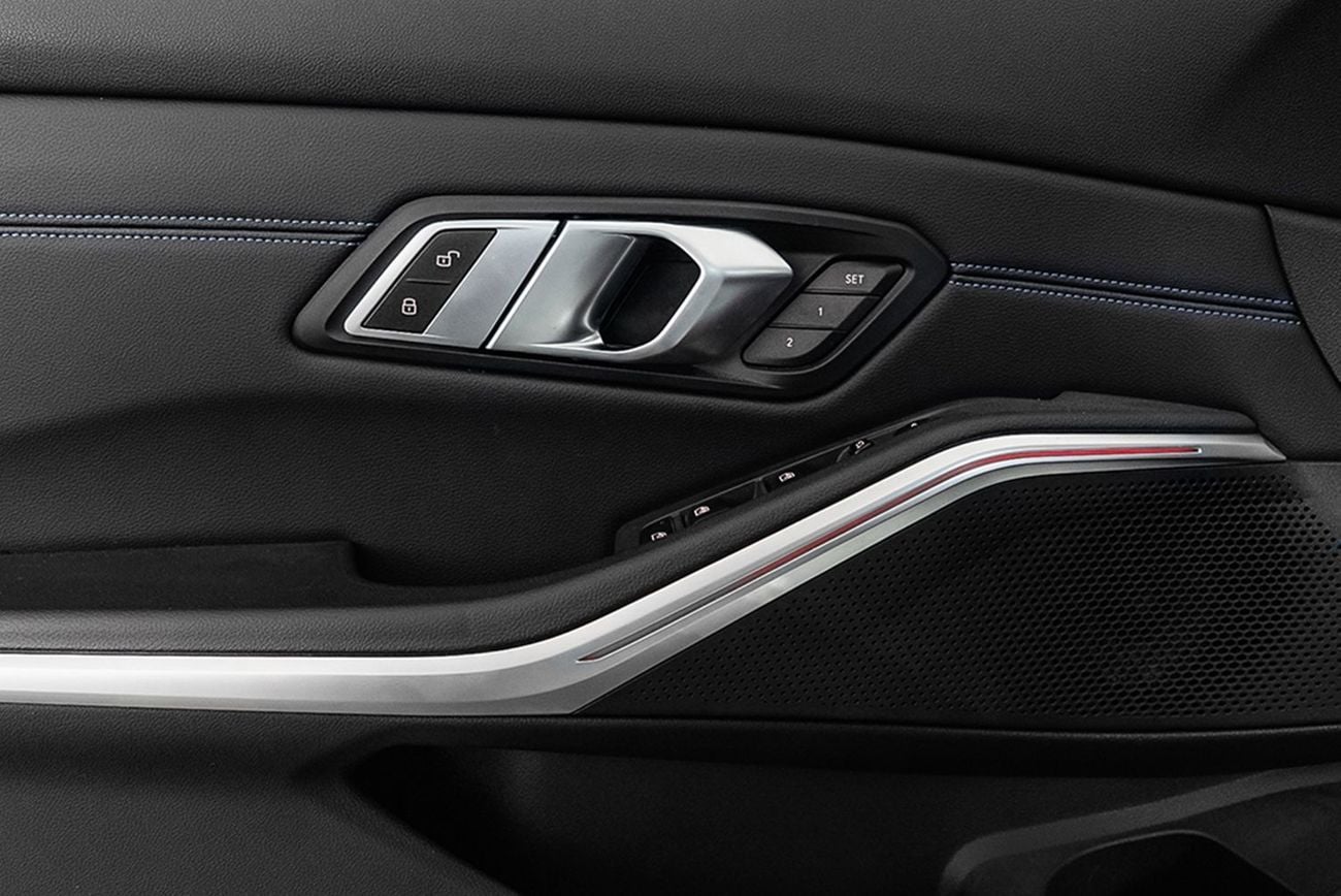 بي أم دبليو 330i M Sport 2.0L (255 HP)