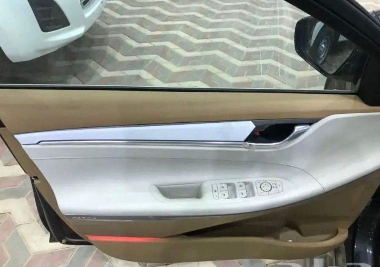 هيونداي أزيرا 3.5L PETROL, FWD, 2024