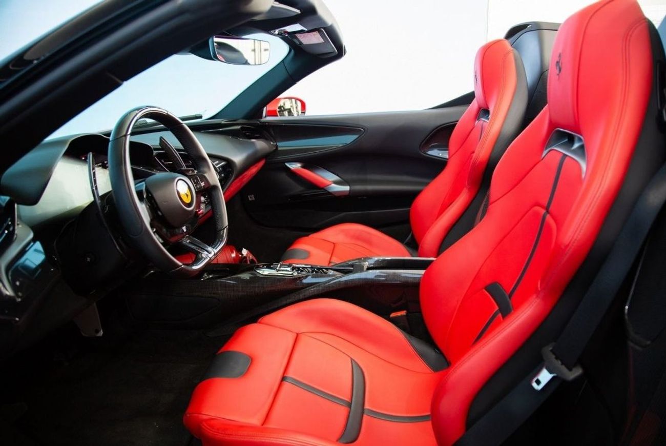 فيراري SF90 سبيدر Ferrari SF90 Spider Assetto Fiorano