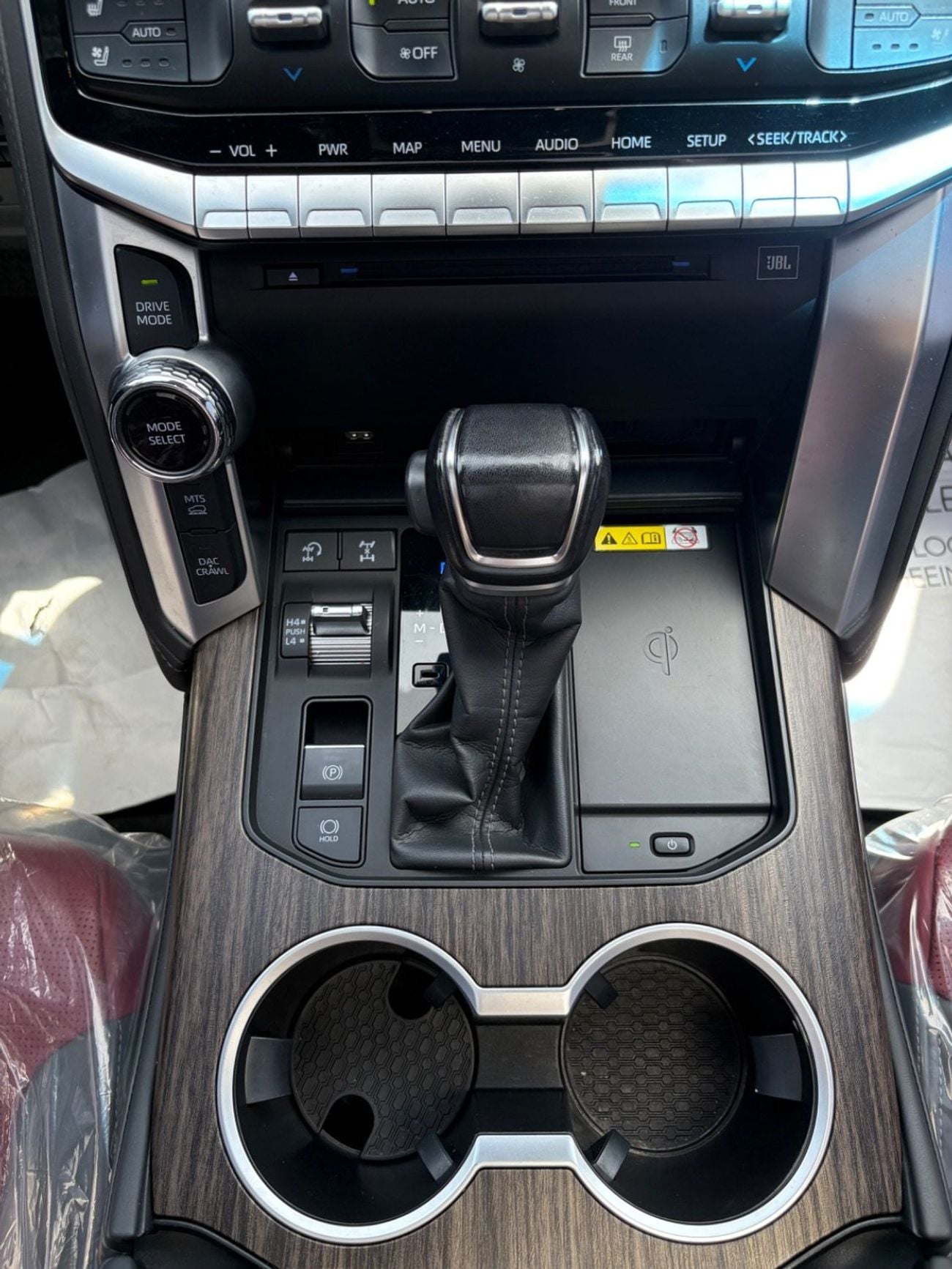 Toyota Land Cruiser VXR