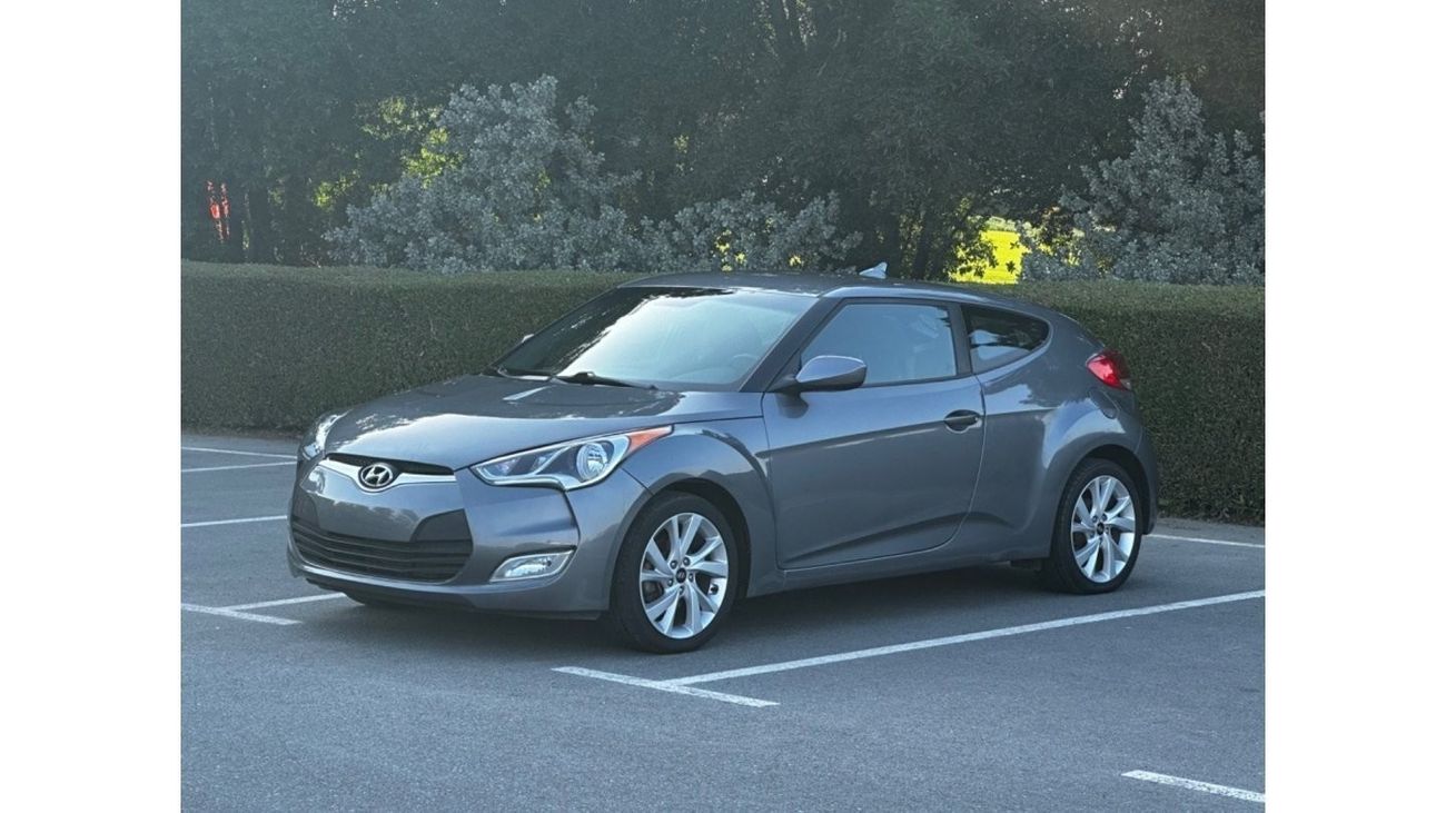 هيونداي فيلوستر سبورت موديل 2017 حاله ممتازه جداا من الداخل والخارج 1600سي سي