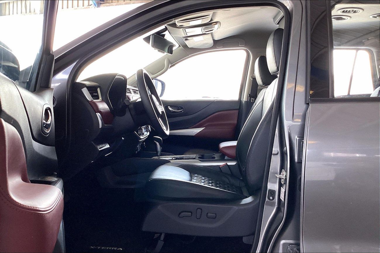 Nissan XTerra Platinum | Guaranteed Warranty | 0 Down Payment